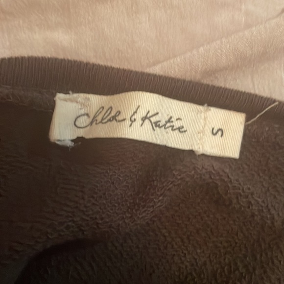 Chocolate fun wide sleeves cropped top - Picture 9 of 9